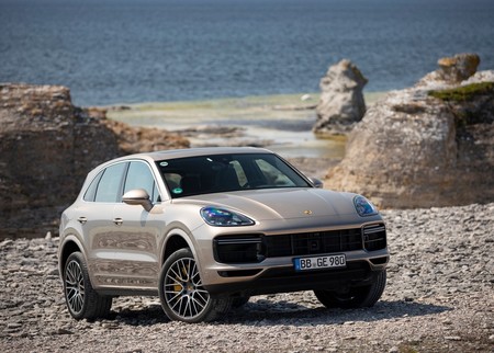 Porsche Cayenne Turbo S E Hybrid 2020 1600