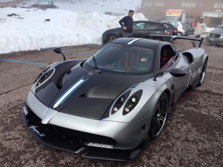 El Pagani Huayra BC es captado en Italia totalmente descubierto
