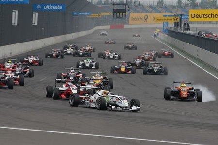 Jules Bianchi y Christian Vietoris ganan en el EuroSpeedway de Lausitz