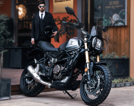 Voge 300 ACX 2021: una scrambler para el carnet A2 con motor Euro 5 de casi 26 CV, por 3.995 euros