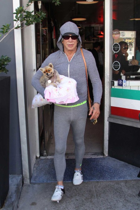 Mickey Rourke bate todos los récords y consigue crear el peor look de la historia