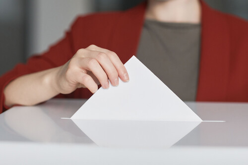 Ya puedes comprobar desde el móvil si estás inscrito en el censo electoral para las Elecciones Generales del 29-N 