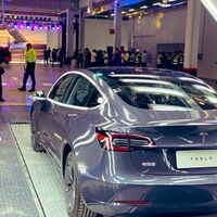 El coronavirus de Wuhan se ceba con la principal fábrica de coches del mundo: China. Tesla, Renault y BMW, entre las afectadas