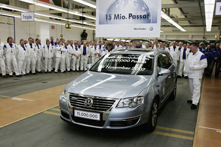 Sale de fábrica el Volkswagen Passat 15.000.000