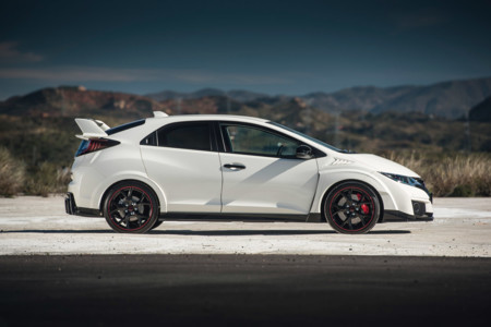 Honda Civic Type R 2015 570