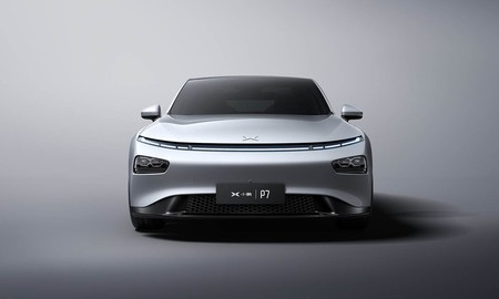 Xpeng P7: la berlina eléctrica inteligente china desembarca con 706 km de autonomía NEDC