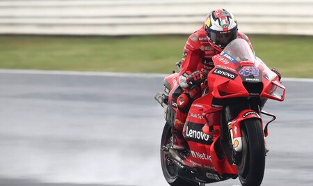 Jack Miller lidera el dominio de Ducati bajo la lluvia en Misano y Fabio Quartararo se reserva