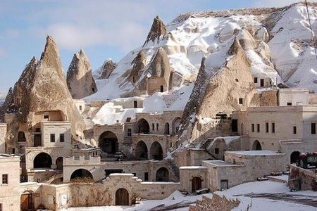 Otros hormigueros (y III): ciudad de Derinkuyu