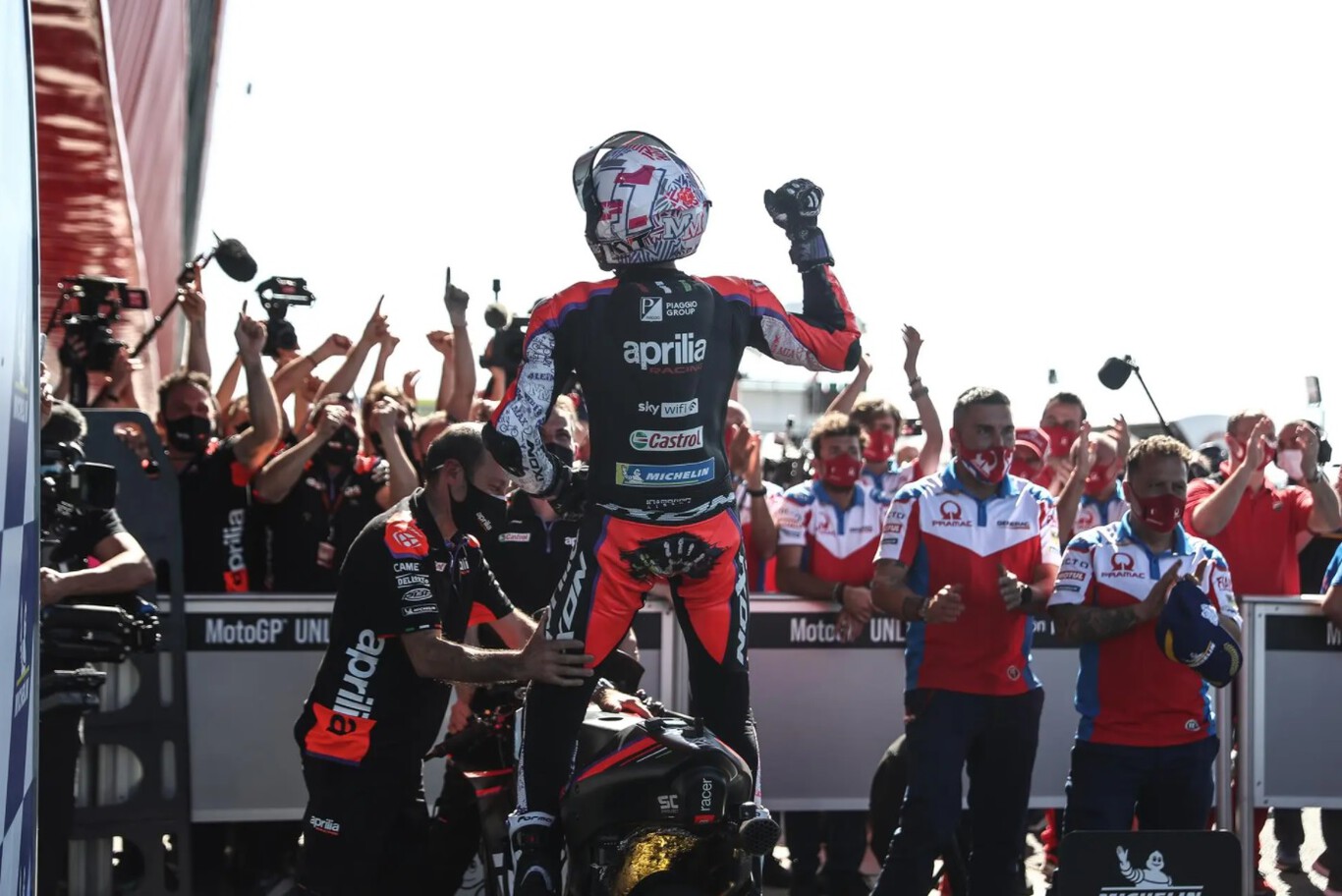 La decisión radical que salvó a Aprilia y hace soñar a lo grande a Aleix Espargaró en MotoGP: "Voy líder y soy candidato al mundial"