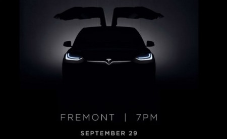 Tesla prepara un evento en su fábrica de Fremont para el estreno del Tesla Model X, y de paso suma 14 kms a su autonomía