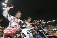 Mika Ahola, victoria y liderato en el arranque del Campeonato del Mundo de Enduro Indoor