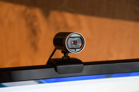 Microsoft prepara cambios en las políticas de grupo para habilitar el control de presencia humana en Windows 10 Sun Valley