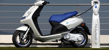 Prosegur también se atreve con la movilidad alternativa y compra dos scooters eléctricas