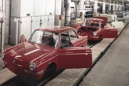 Bmw 700 Historia 9
