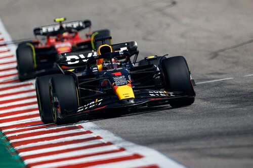 Max Verstappen conquista Texas con sufrimiento y una avería destroza la remontada de Fernando Alonso