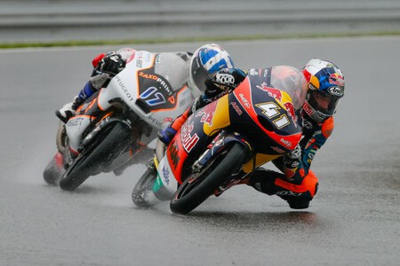 Binder Mcphee Brno Moto3 2016