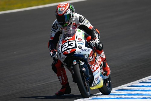 Niccolò Antonelli se lleva una caótica carrera de Moto3 y los españoles empiezan sin podio en Jerez