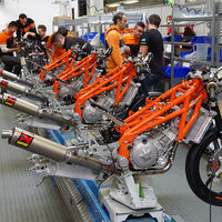 Los indios se han hecho con el control de la marca de motos más grande de Europa. Y tienen pasta para hacer resucitar a KTM a lo bestia