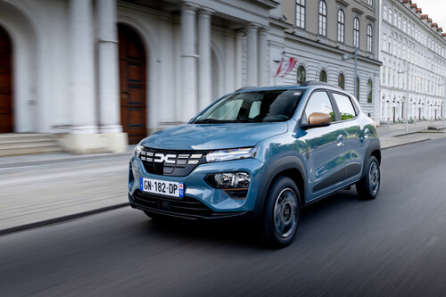 Probamos el Dacia Spring 65 CV: el coche eléctrico más barato ahora es más potente, pero sigue siendo barato