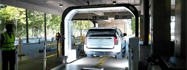 La otra trampa del verano: ya hay empresas de alquiler de coches usando escáneres IA para detectar micro arañazos 