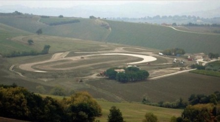 Valentino Rossi, el circuito de su rancho, el ruido de las motos y los vecinos...