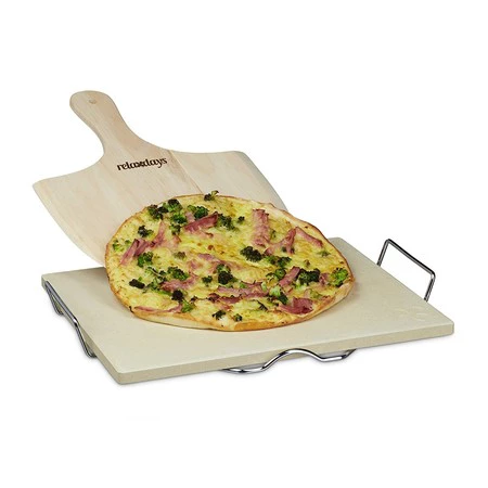 Por 29,86 euros tenemos esta  piedra para pizza Relaxdays de 38 x 30 cm con soporte y pala en Amazon 