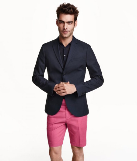 Jon Kortajarena nos muestra como llevar el blazer con bermudas
