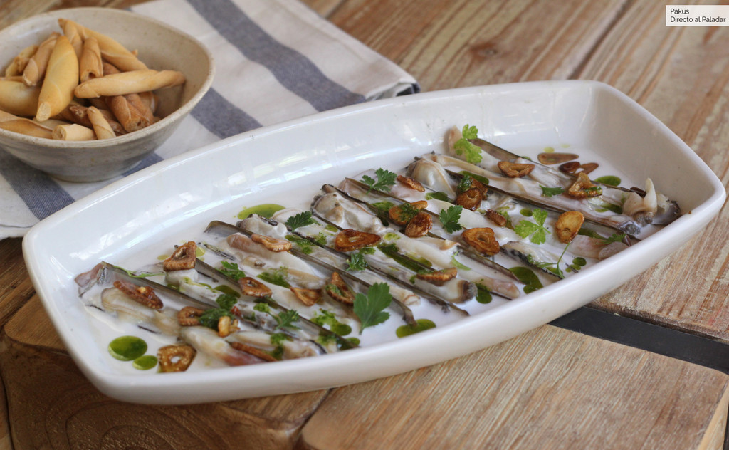Navajas con leche de coco y jengibre, el sorprendente aperitivo para dejar a todos boquiabiertos