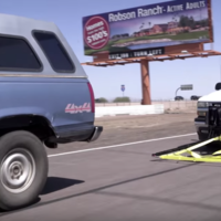Grappler Police Bumper, para terminar persecuciones como si se tratara de una película del 007