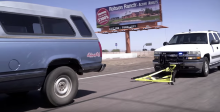 Grappler Police Bumper, para terminar persecuciones como si se tratara de una película del 007