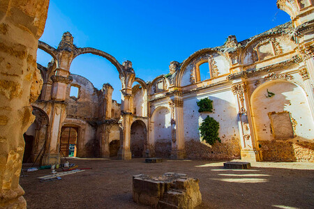 Viajes Escapadas Turismo Espana Pueblo De Guitarricadelafuente Teruel Encantador Otono