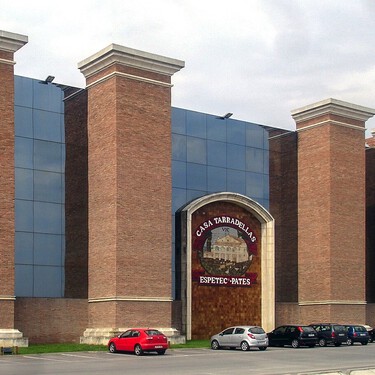 Casa Tarradellas compra la fábrica que Leche Pascual tiene en Barcelona para hacer la mozzarella de sus pizzas 