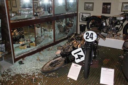 Robo en el National Motorcycle Museum británico