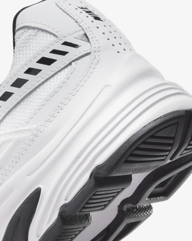Wmns Nike Initiator