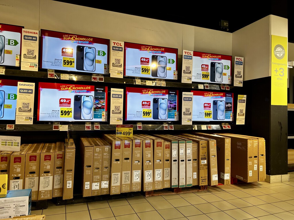 Carrefour liquida hoy un QLED de 75 pulgadas perfecto para salones luminosos...