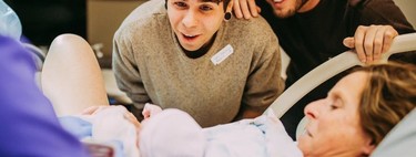 Una abuela da a luz a su nieta, para que su hijo y su marido logren cumplir el sueño de ser padres