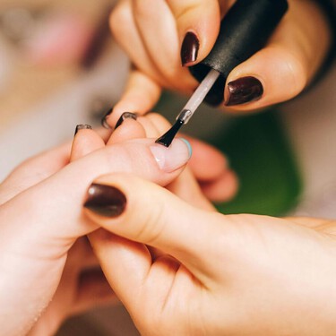 Cinco manicuras elegantes y preciosas que lucen perfectas hasta la próxima sesión uñas