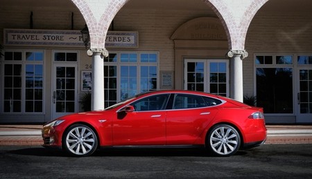 Los supercargadores de Tesla serán gratis para siempre y habrá por lo menos 100 en EE.UU.
