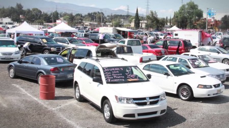 Los pros y contras de los 6 sitios más comunes para vender tu auto