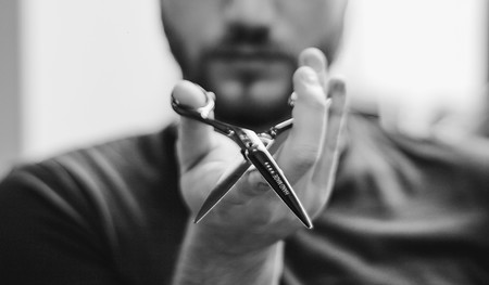 "Probablemente necesitas un corte de pelo": un servicio que te permite contratar un peluquero virtual