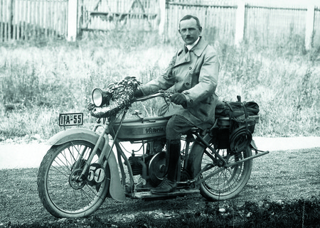 Victoria Motor Boxer Bmw M2b15