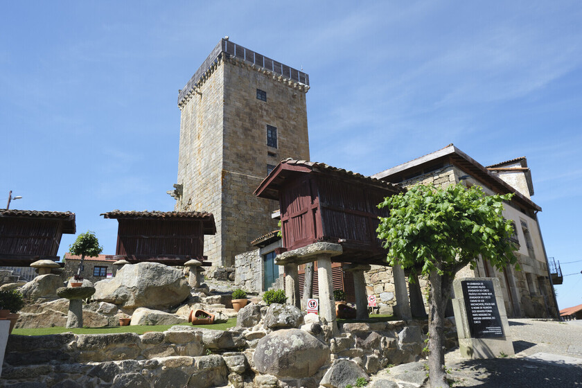 El reducto medieval más infravalorado de España: data del siglo X y tiene el Cristo más antiguo de Galicia