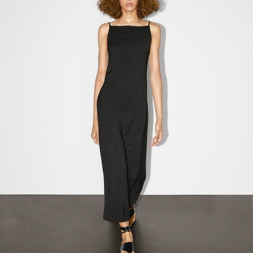 Vestido largo detalle pedrería

