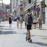 A partir de hoy los patinetes eléctricos se consideran legalmente vehículos bajo (casi) las mismas normas que coches y motos