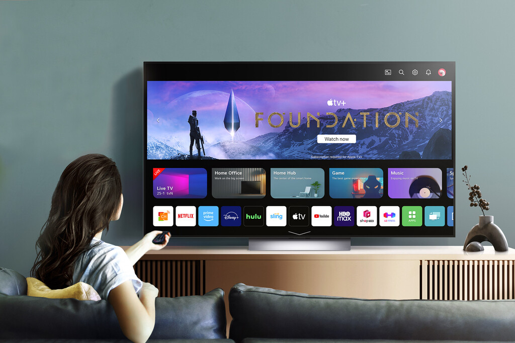 Disfrutar de tu Smart TV OLED cuidando su panel para que dure muchos años: estas son las tres claves para conseguirlo