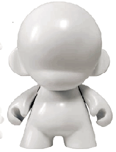 Munny, muñeco en blanco para personalizar