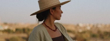 Ni Zara, ni Massimo Dutti: los pantalones de lino más frescos, holgados y elegantes los tiene Stradivarius por menos de 26 euros