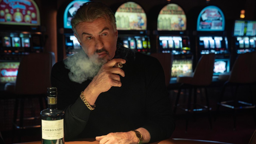 'Tulsa King' despide a 26 trabajadores a pocos días de empezar el rodaje de su temporada 4, incluyendo al doble de Sylvester Stallone desde hace 14 años 