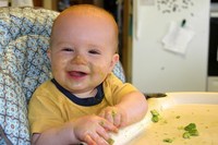 Alimentación complementaria: cómo alimentar a un bebé mediante “Baby-led Weaning”