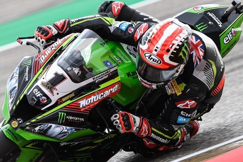 Jonathan Rea vence en un accidentando sábado en Aragón y Xavi Forés vuelve al podio